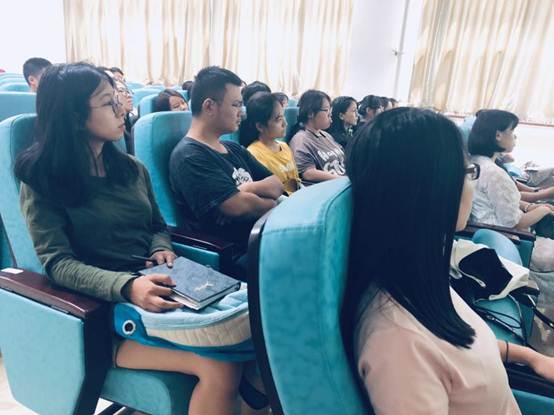 说明: G:\Bet博彩动态
\20190628优秀校友讲座——纪刚\微信图片_2019070910162616.jpg