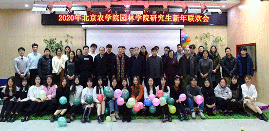 说明: 全体合影,