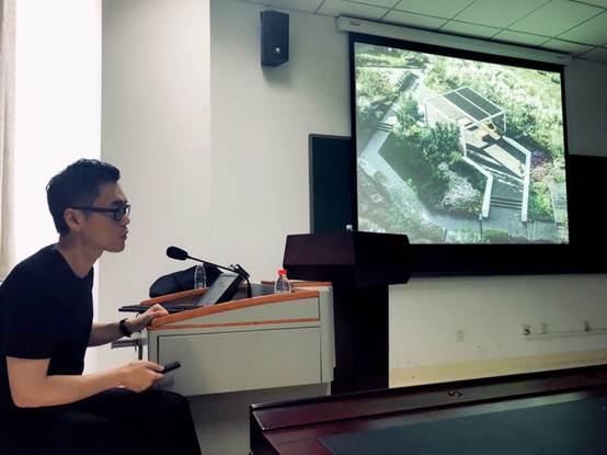 说明: G:\Bet博彩动态
\20190628优秀校友讲座——纪刚\微信图片_2019070910162619.jpg